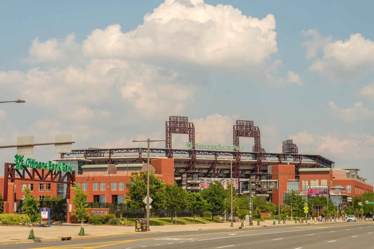 Frontdesk I Carriage Wheel Lofts Apts Philadelphiaアパートメント エクステリア 写真